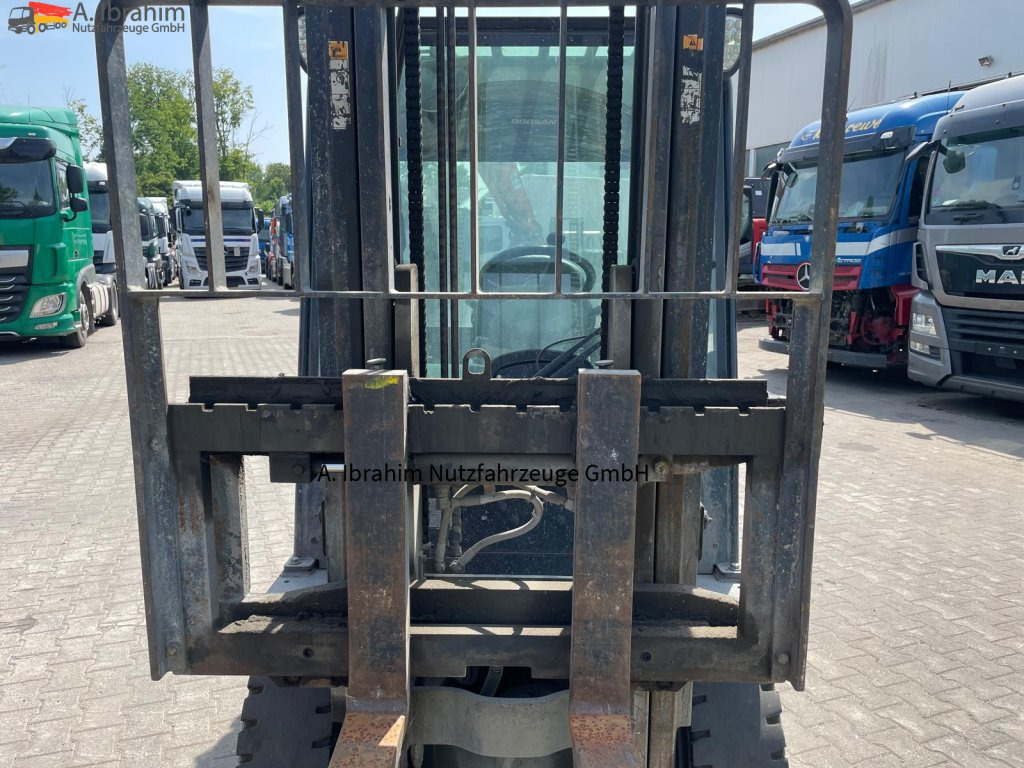 Doosan D30S-7 3000 kg Tragkraft Guter Zustand - Dieselstapler: das Bild 2 Doosan D30S-7 3000 kg Tragkraft Guter Zustand - Dieselstapler: das Bild 2