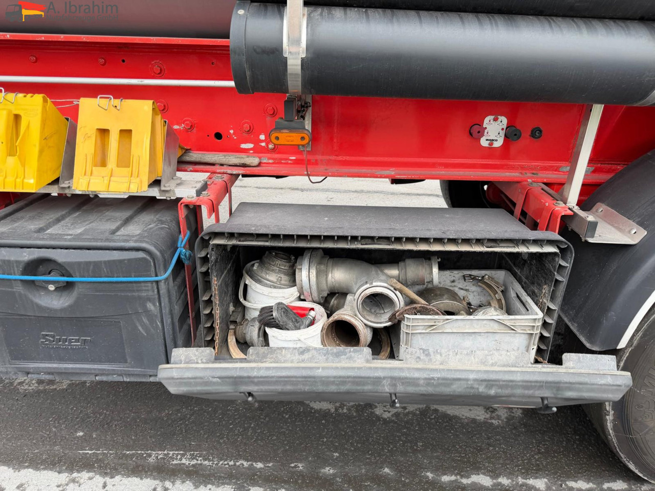 Feldbinder KIP 57.3 Kippsilo | 57 m³ | Scheibenbremse| 24V Hydr. - Siloauflieger: das Bild 4 Feldbinder KIP 57.3 Kippsilo | 57 m³ | Scheibenbremse| 24V Hydr. - Siloauflieger: das Bild 4