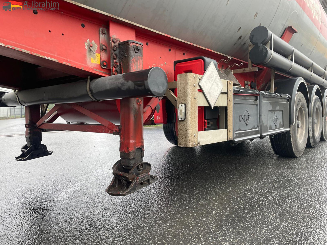 Feldbinder KIP 57.3 Kippsilo 57 m³ | Scheibenbremse | 24V Hydraulik - Siloauflieger: das Bild 4 Feldbinder KIP 57.3 Kippsilo 57 m³ | Scheibenbremse | 24V Hydraulik - Siloauflieger: das Bild 4