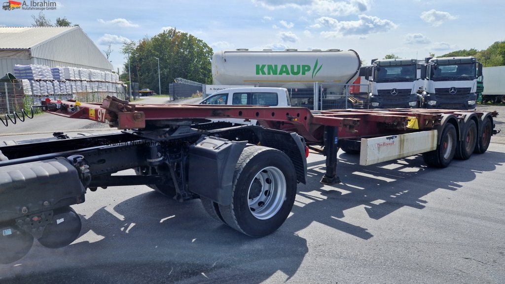 Container/ Wechselfahrgestell Auflieger Krone SD Containerchassis 2x 20, 30, 40 ft deutscher Auflieger, ausziehbar: das Bild 9
