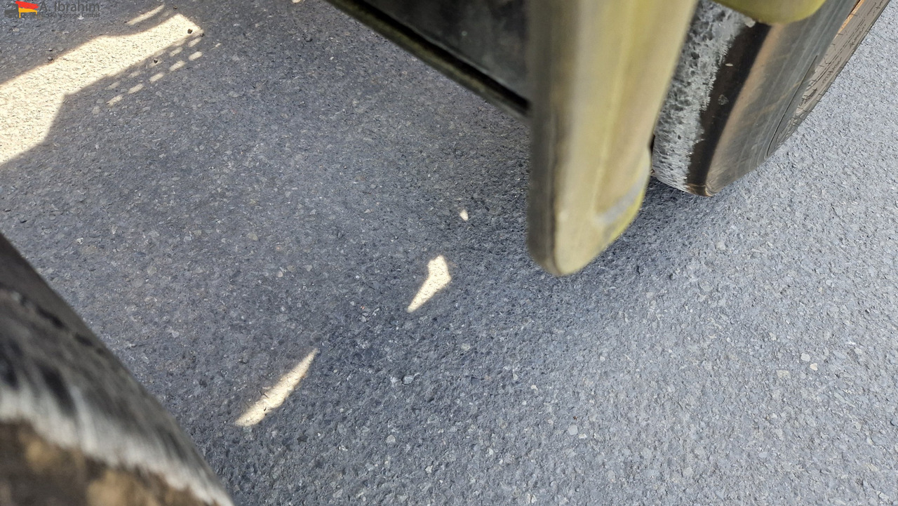 Krone SD Containerchassis 2x 20, 30, 40 ft deutscher Auflieger, ausziehbar - Container/ Wechselfahrgestell Auflieger: das Bild 3 Krone SD Containerchassis 2x 20, 30, 40 ft deutscher Auflieger, ausziehbar - Container/ Wechselfahrgestell Auflieger: das Bild 3