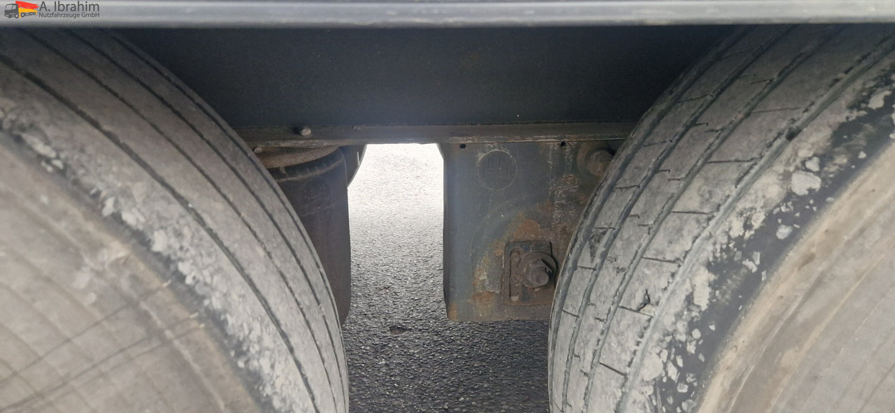 Krone SD Deutscher Auflieger, Pritsche Plane Edscha - Planenauflieger: das Bild 5 Krone SD Deutscher Auflieger, Pritsche Plane Edscha - Planenauflieger: das Bild 5