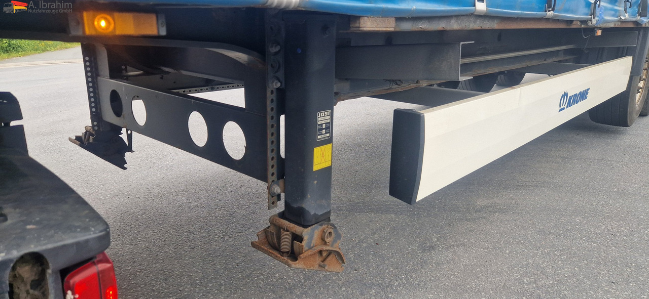 Krone SD Deutscher Auflieger, Pritsche Plane Edscha - Planenauflieger: das Bild 2 Krone SD Deutscher Auflieger, Pritsche Plane Edscha - Planenauflieger: das Bild 2