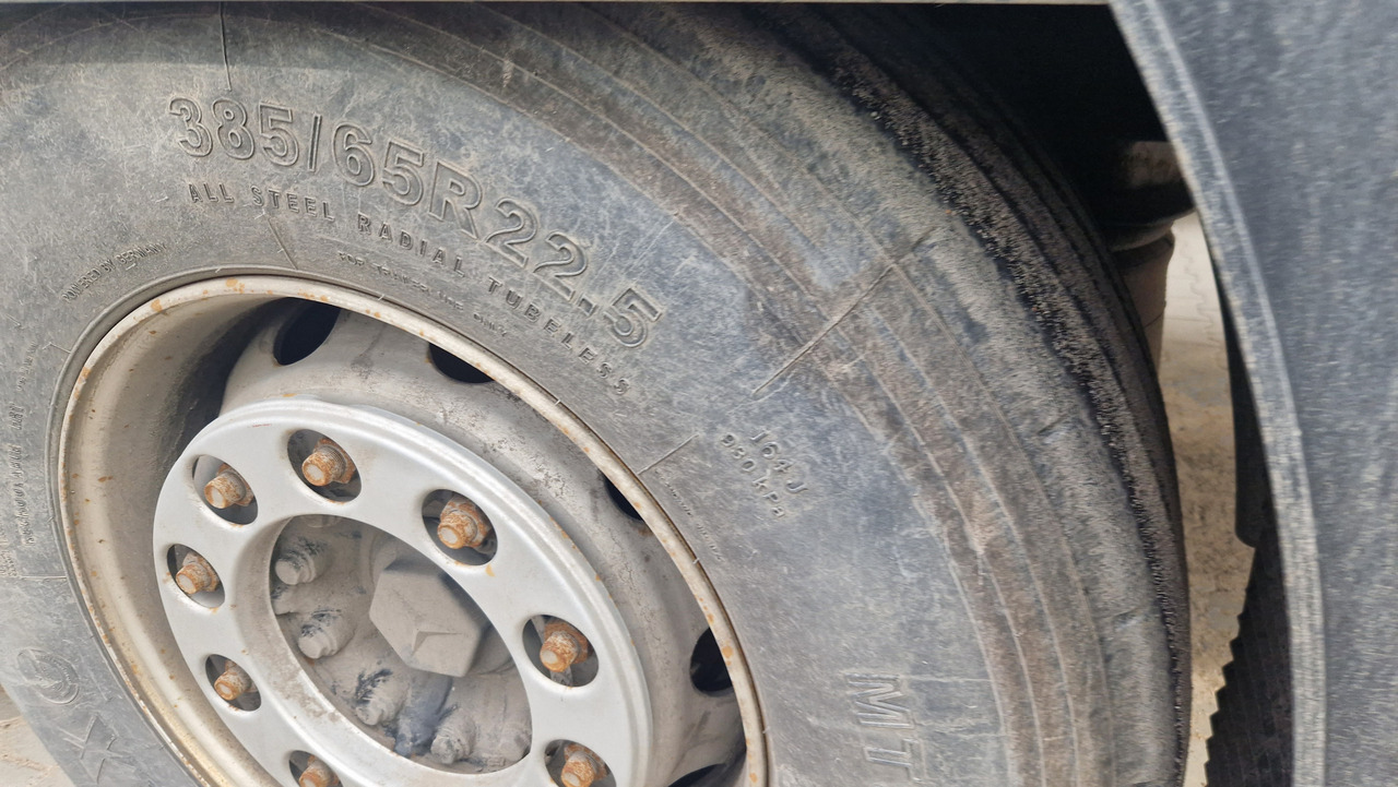 Krone SDR Doppelstock, Zustand 3- - Koffer Auflieger: das Bild 3 Krone SDR Doppelstock, Zustand 3- - Koffer Auflieger: das Bild 3