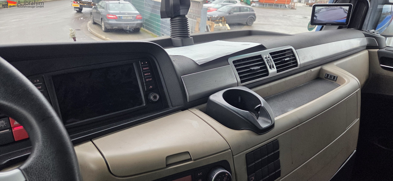 MAN TGX 26.460 BDF | 6x2 | Liftachse Retarder | 2xVorhanden | klima - Containerwagen/ Wechselfahrgestell LKW: das Bild 3 MAN TGX 26.460 BDF | 6x2 | Liftachse Retarder | 2xVorhanden | klima - Containerwagen/ Wechselfahrgestell LKW: das Bild 3