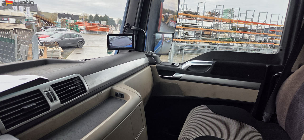 MAN TGX 26.460 BDF | 6x2 | Liftachse Retarder | 2xVorhanden | klima - Containerwagen/ Wechselfahrgestell LKW: das Bild 4 MAN TGX 26.460 BDF | 6x2 | Liftachse Retarder | 2xVorhanden | klima - Containerwagen/ Wechselfahrgestell LKW: das Bild 4