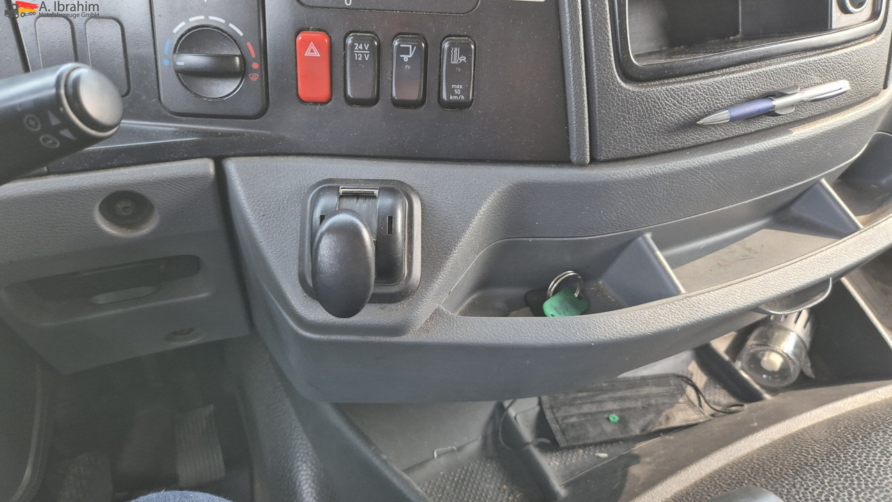 Mercedes-Benz 1823 Frigoblock, 2 Kammer, LBW - Kühlkoffer LKW: das Bild 3 Mercedes-Benz 1823 Frigoblock, 2 Kammer, LBW - Kühlkoffer LKW: das Bild 3