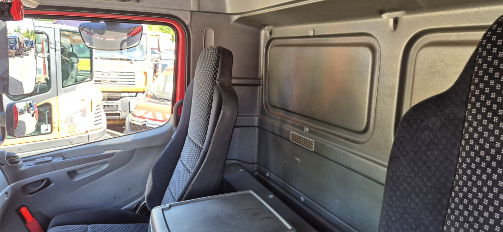 Mercedes-Benz 1829L Staplerhalterung, , Schiebeplane - Plane LKW: das Bild 5 Mercedes-Benz 1829L Staplerhalterung, , Schiebeplane - Plane LKW: das Bild 5