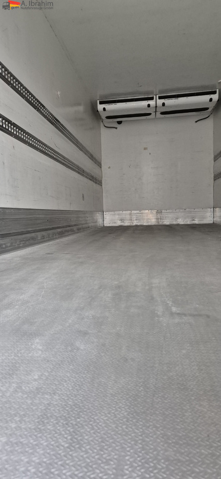 Mercedes-Benz 1830L Thermoking UT1200 - Kühlkoffer LKW: das Bild 4 Mercedes-Benz 1830L Thermoking UT1200 - Kühlkoffer LKW: das Bild 4