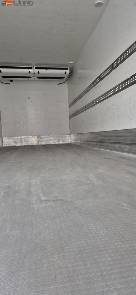 Mercedes-Benz 1830L Thermoking UT1200 - Kühlkoffer LKW: das Bild 5 Mercedes-Benz 1830L Thermoking UT1200 - Kühlkoffer LKW: das Bild 5