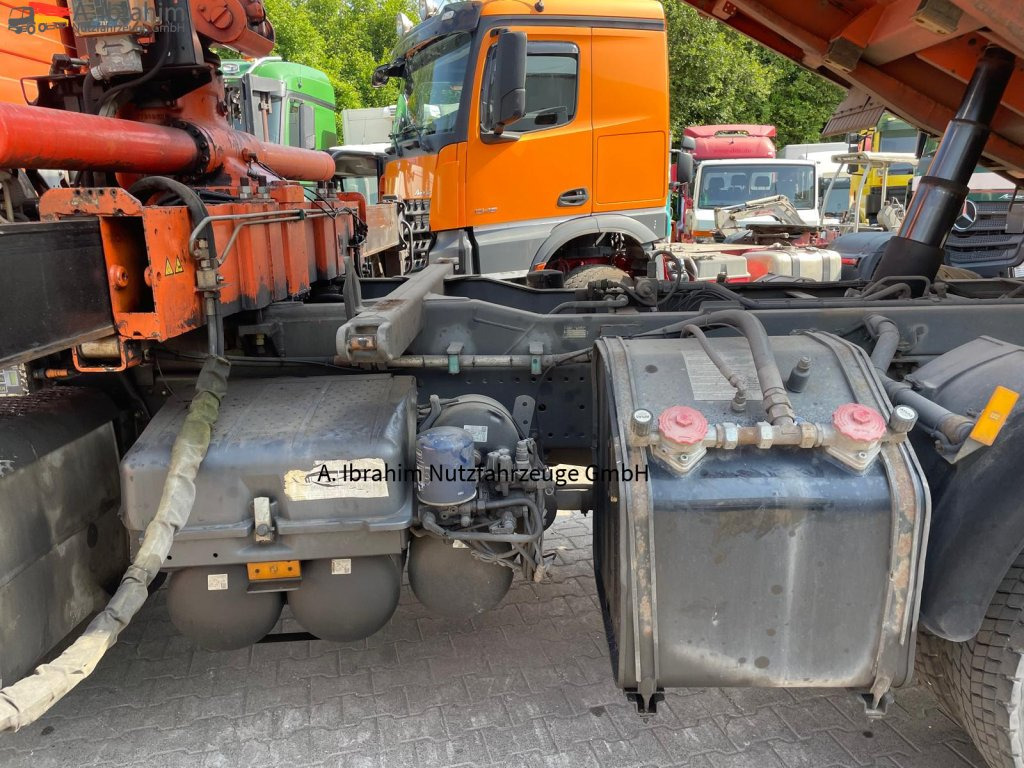 Mercedes-Benz 1836 Meiller 3-Seiten Kipper, Kran Atlas Atlas 125.2 A2 mit Funk FB - Kipper, Autokran: das Bild 5 Mercedes-Benz 1836 Meiller 3-Seiten Kipper, Kran Atlas Atlas 125.2 A2 mit Funk FB - Kipper, Autokran: das Bild 5