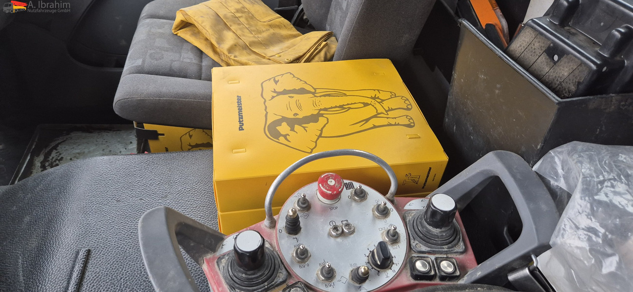 Mercedes-Benz 3241 PM 21-3 Liebherr 7 cbm PUMI Putzmeister Liebherr – Leasing Mercedes-Benz 3241 PM 21-3 Liebherr 7 cbm PUMI Putzmeister Liebherr: das Bild 7 Mercedes-Benz 3241 PM 21-3 Liebherr 7 cbm PUMI Putzmeister Liebherr – Leasing Mercedes-Benz 3241 PM 21-3 Liebherr 7 cbm PUMI Putzmeister Liebherr: das Bild 7