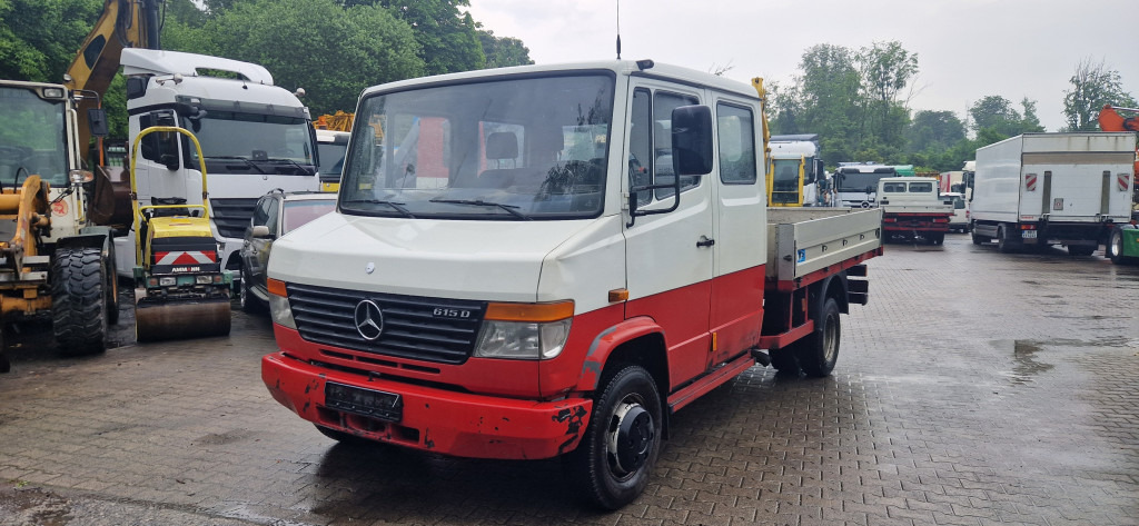Mercedes-Benz 615D Doka Pritsche, Zustand gut - Pritsche Transporter, Transporter mit Doppelkabine: das Bild 5 Mercedes-Benz 615D Doka Pritsche, Zustand gut - Pritsche Transporter, Transporter mit Doppelkabine: das Bild 5