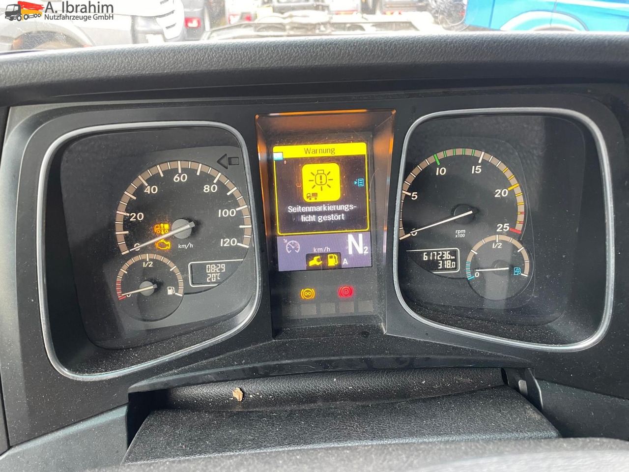 Mercedes-Benz Actros 2545 6x2 Pritsche Kran HIAB 166 | Lift-Lenkachse - Pritsche LKW, Autokran: das Bild 2 Mercedes-Benz Actros 2545 6x2 Pritsche Kran HIAB 166 | Lift-Lenkachse - Pritsche LKW, Autokran: das Bild 2