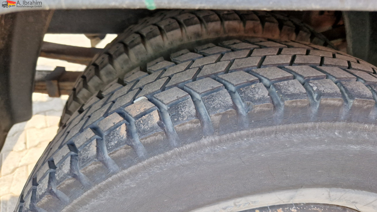 Pritsche Transporter Mercedes-Benz DB 813 Pritsche Kran H- Kennzeichen,Oldtimer ein Stück Geschichte: das Bild 6