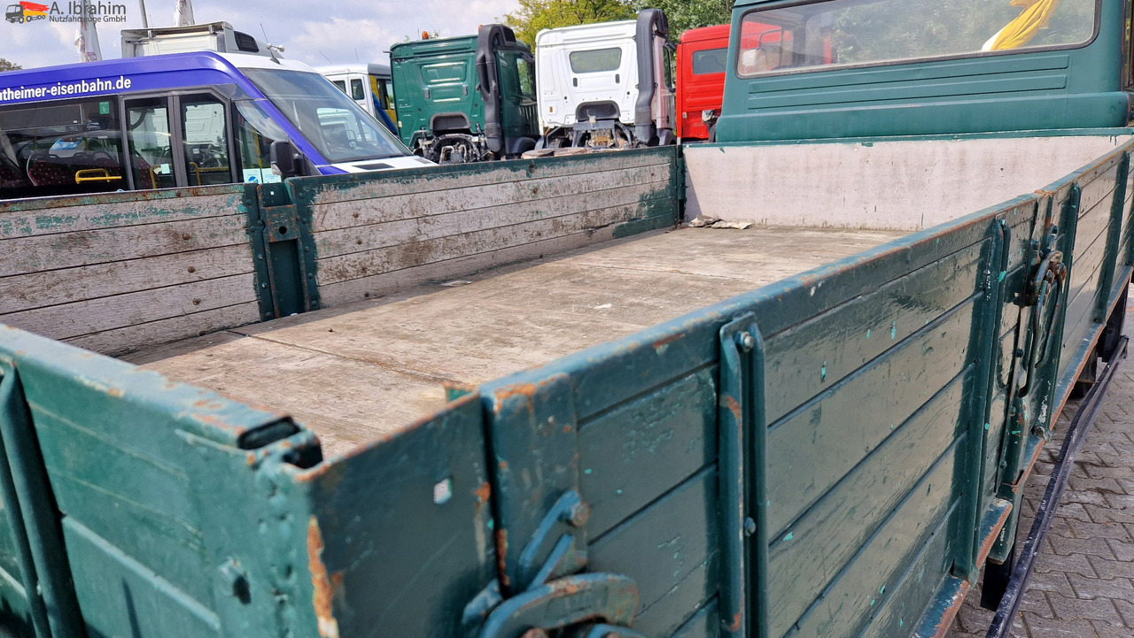 Pritsche Transporter Mercedes-Benz DB 813 Pritsche Kran H- Kennzeichen,Oldtimer ein Stück Geschichte: das Bild 7