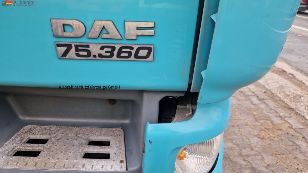 Daf FT CF 2x Nebenantrieb, Kipphydraulik deutsches Fahrzeug, fehlerfrei im Display - Sattelzugmaschine: das Bild 5 Daf FT CF 2x Nebenantrieb, Kipphydraulik deutsches Fahrzeug, fehlerfrei im Display - Sattelzugmaschine: das Bild 5