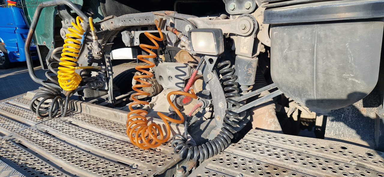 Mercedes-Benz 1840 Actros, 3x vorhanden, identisch - Sattelzugmaschine: das Bild 5 Mercedes-Benz 1840 Actros, 3x vorhanden, identisch - Sattelzugmaschine: das Bild 5