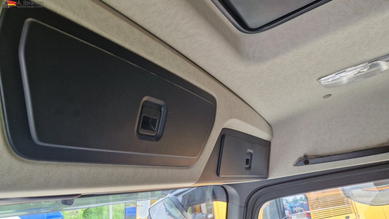 Mercedes-Benz 1840 Actros, 3x vorhanden, identisch deutsche Fahrzeuge einsatzbereit - Sattelzugmaschine: das Bild 2 Mercedes-Benz 1840 Actros, 3x vorhanden, identisch deutsche Fahrzeuge einsatzbereit - Sattelzugmaschine: das Bild 2