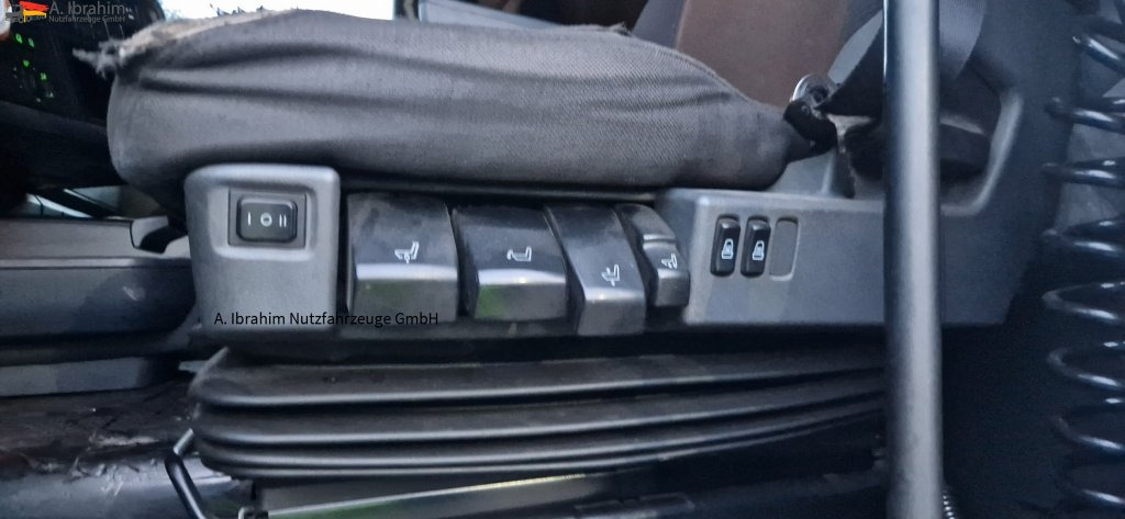 Scania R 480 Retarder, Klima, Zustand gut PTO für Kompressor - Sattelzugmaschine: das Bild 2 Scania R 480 Retarder, Klima, Zustand gut PTO für Kompressor - Sattelzugmaschine: das Bild 2