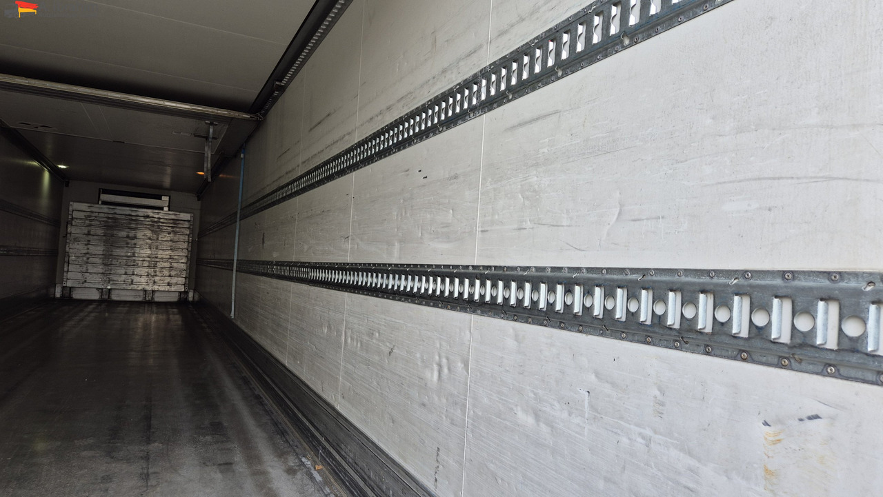 Schmitz SKO 20 Frigoblock, Türen, LBW - Kühlkoffer Auflieger: das Bild 2 Schmitz SKO 20 Frigoblock, Türen, LBW - Kühlkoffer Auflieger: das Bild 2