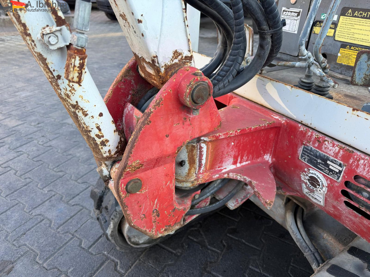 Takeuchi TB014 Schnellwechsler | 2xvorhanden - Minibagger: das Bild 4 Takeuchi TB014 Schnellwechsler | 2xvorhanden - Minibagger: das Bild 4