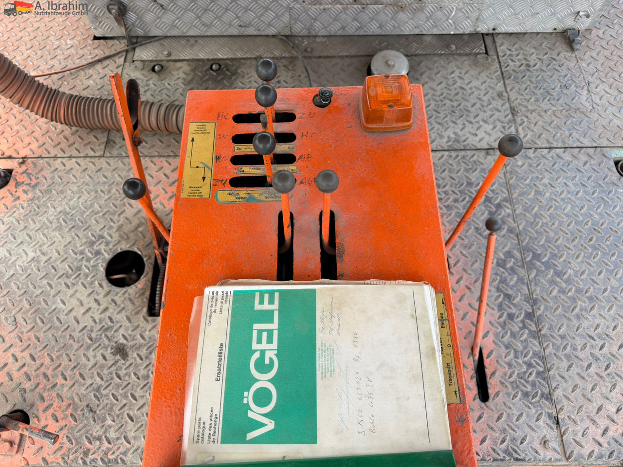 Vögele Super 1500 Deutz Motor | Einbaubreite 6.5 m | deutsche Maschine - Asphaltfertiger/ Straßenfertiger: das Bild 2 Vögele Super 1500 Deutz Motor | Einbaubreite 6.5 m | deutsche Maschine - Asphaltfertiger/ Straßenfertiger: das Bild 2