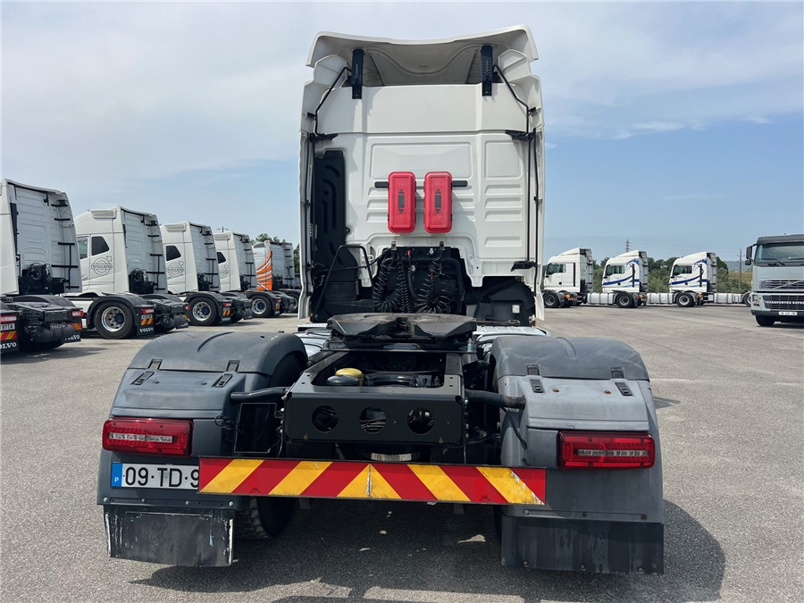 MAN TGX 18.460 - Sattelzugmaschine: das Bild 5 MAN TGX 18.460 - Sattelzugmaschine: das Bild 5
