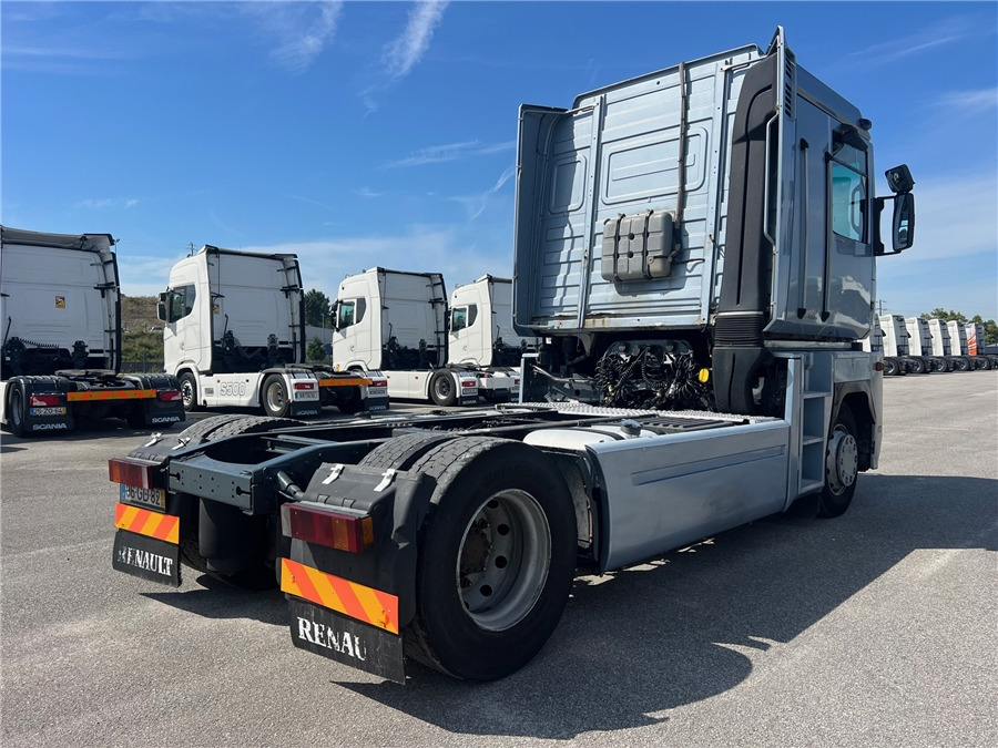 Renault AE 440 / MANUAL GEARBOX - Sattelzugmaschine: das Bild 4 Renault AE 440 / MANUAL GEARBOX - Sattelzugmaschine: das Bild 4