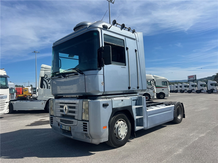 Renault AE 440 / MANUAL GEARBOX - Sattelzugmaschine: das Bild 1 Renault AE 440 / MANUAL GEARBOX - Sattelzugmaschine: das Bild 1