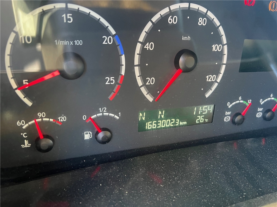 Sattelzugmaschine Scania R420: das Bild 15
