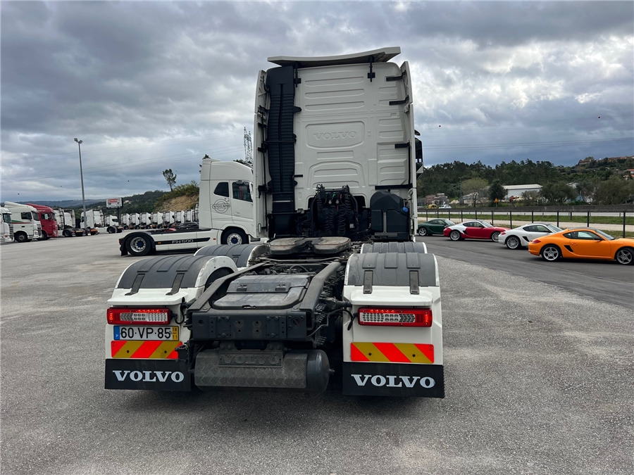 Volvo FH 650 / RETARDER - Sattelzugmaschine: das Bild 5 Volvo FH 650 / RETARDER - Sattelzugmaschine: das Bild 5