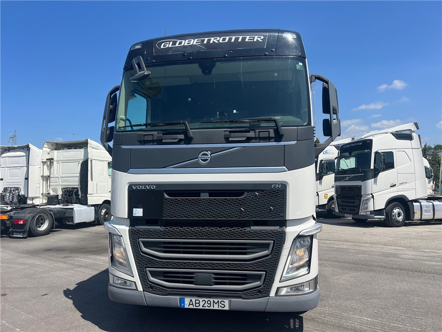 Volvo FH500 - Sattelzugmaschine: das Bild 2 Volvo FH500 - Sattelzugmaschine: das Bild 2