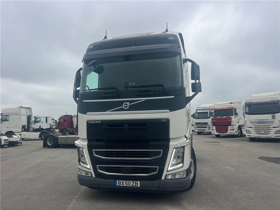 Volvo FH500 / RETARDER / BJ2021 - Sattelzugmaschine: das Bild 2 Volvo FH500 / RETARDER / BJ2021 - Sattelzugmaschine: das Bild 2