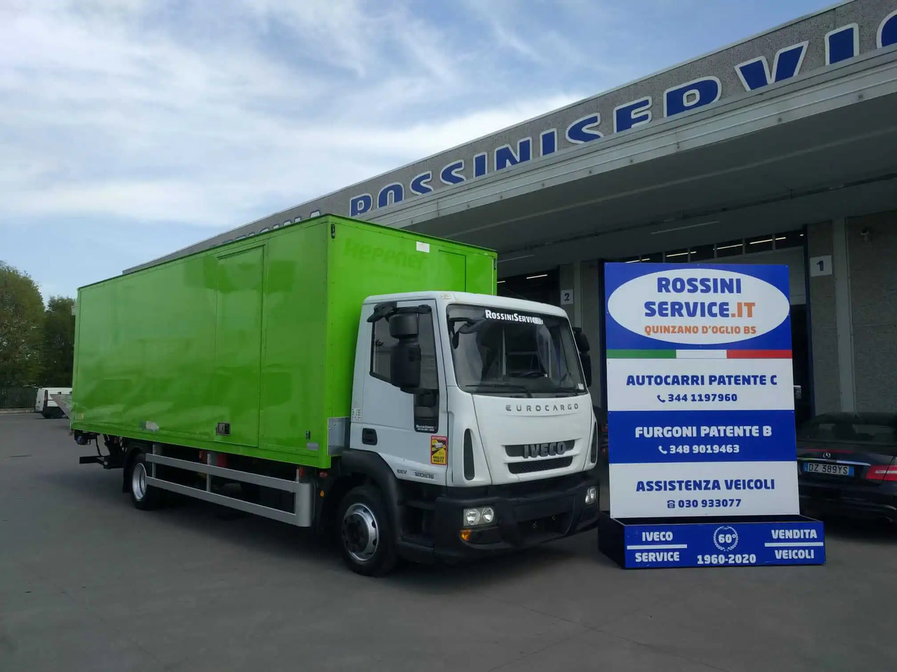 IVECO EUROCARGO 120E18 - Koffer LKW: das Bild 1 IVECO EUROCARGO 120E18 - Koffer LKW: das Bild 1
