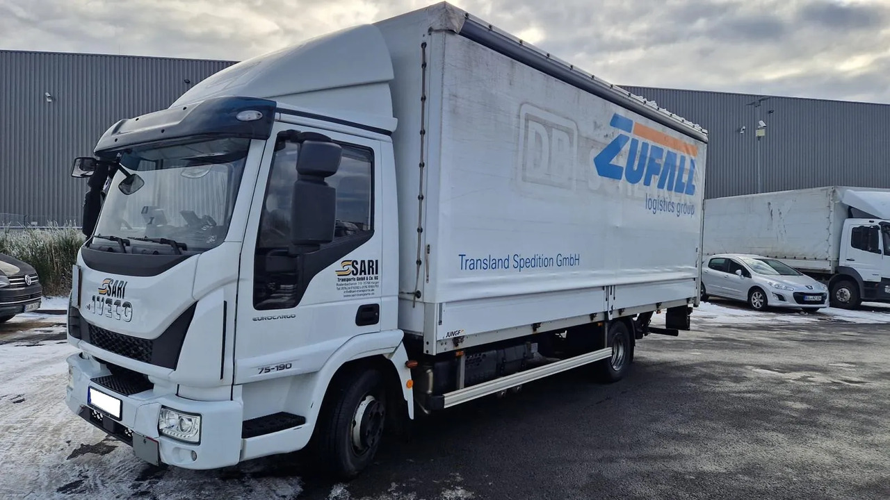 IVECO EUROCARGO 75E19P - Plane LKW: das Bild 1 IVECO EUROCARGO 75E19P - Plane LKW: das Bild 1