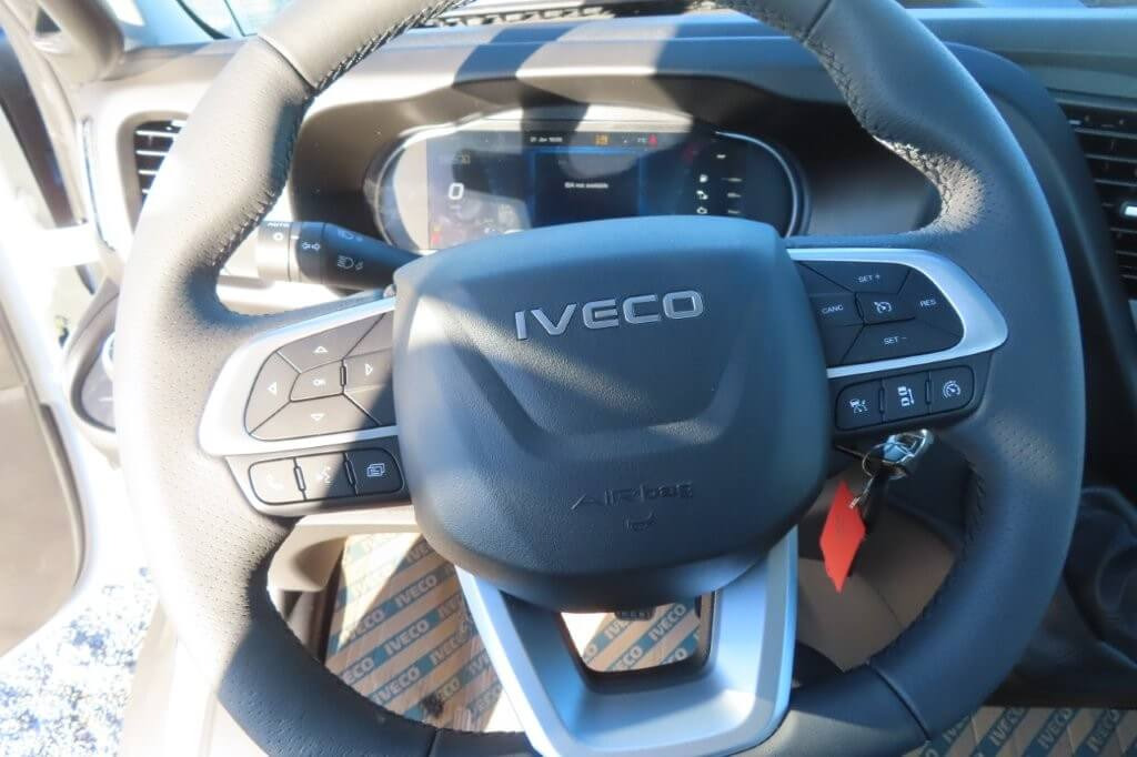 IVECO DAILY 72C18 - Transporter: das Bild 3 IVECO DAILY 72C18 - Transporter: das Bild 3
