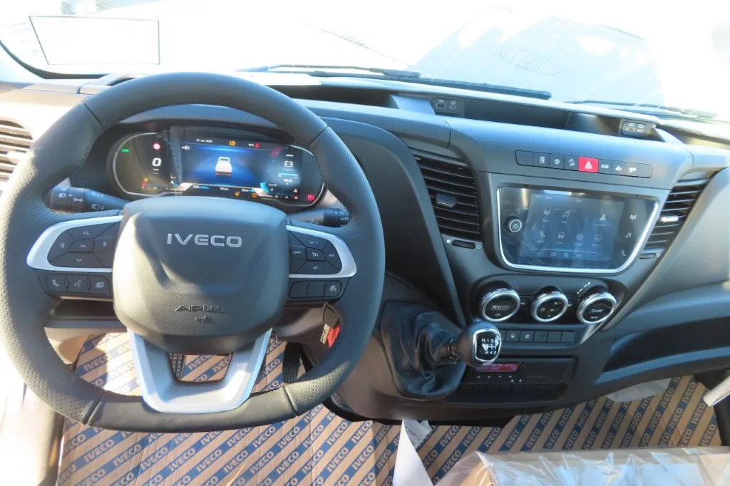 IVECO DAILY 72C18 - Transporter: das Bild 5 IVECO DAILY 72C18 - Transporter: das Bild 5