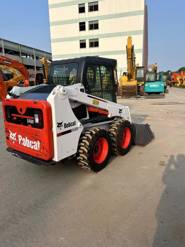 Bobcat S450 - Kompaktlader: das Bild 2 Bobcat S450 - Kompaktlader: das Bild 2