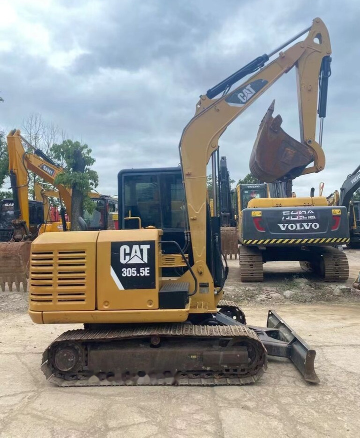 Caterpillar 305.5E - Minibagger: das Bild 5 Caterpillar 305.5E - Minibagger: das Bild 5