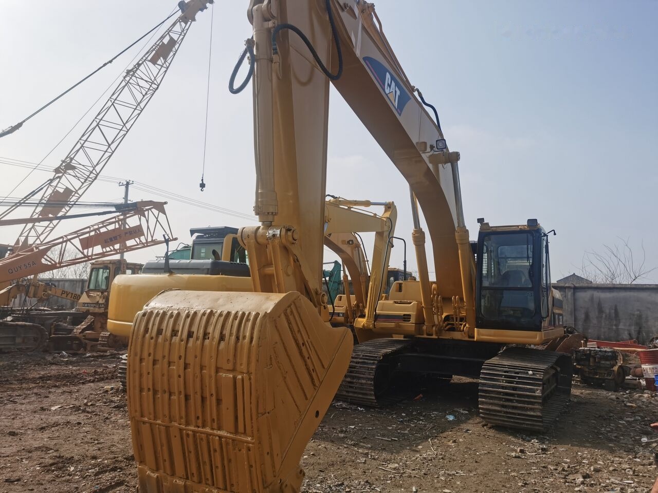 Caterpillar 325B - Kettenbagger: das Bild 2 Caterpillar 325B - Kettenbagger: das Bild 2