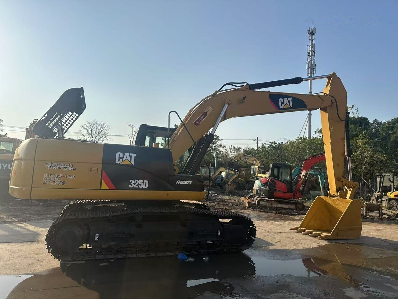 Caterpillar 325D - Kettenbagger: das Bild 3 Caterpillar 325D - Kettenbagger: das Bild 3