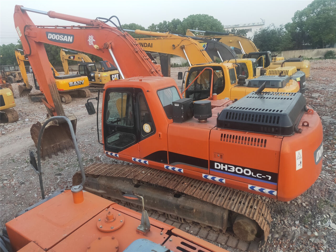 Doosan DH300LC-7 - Kettenbagger: das Bild 5 Doosan DH300LC-7 - Kettenbagger: das Bild 5
