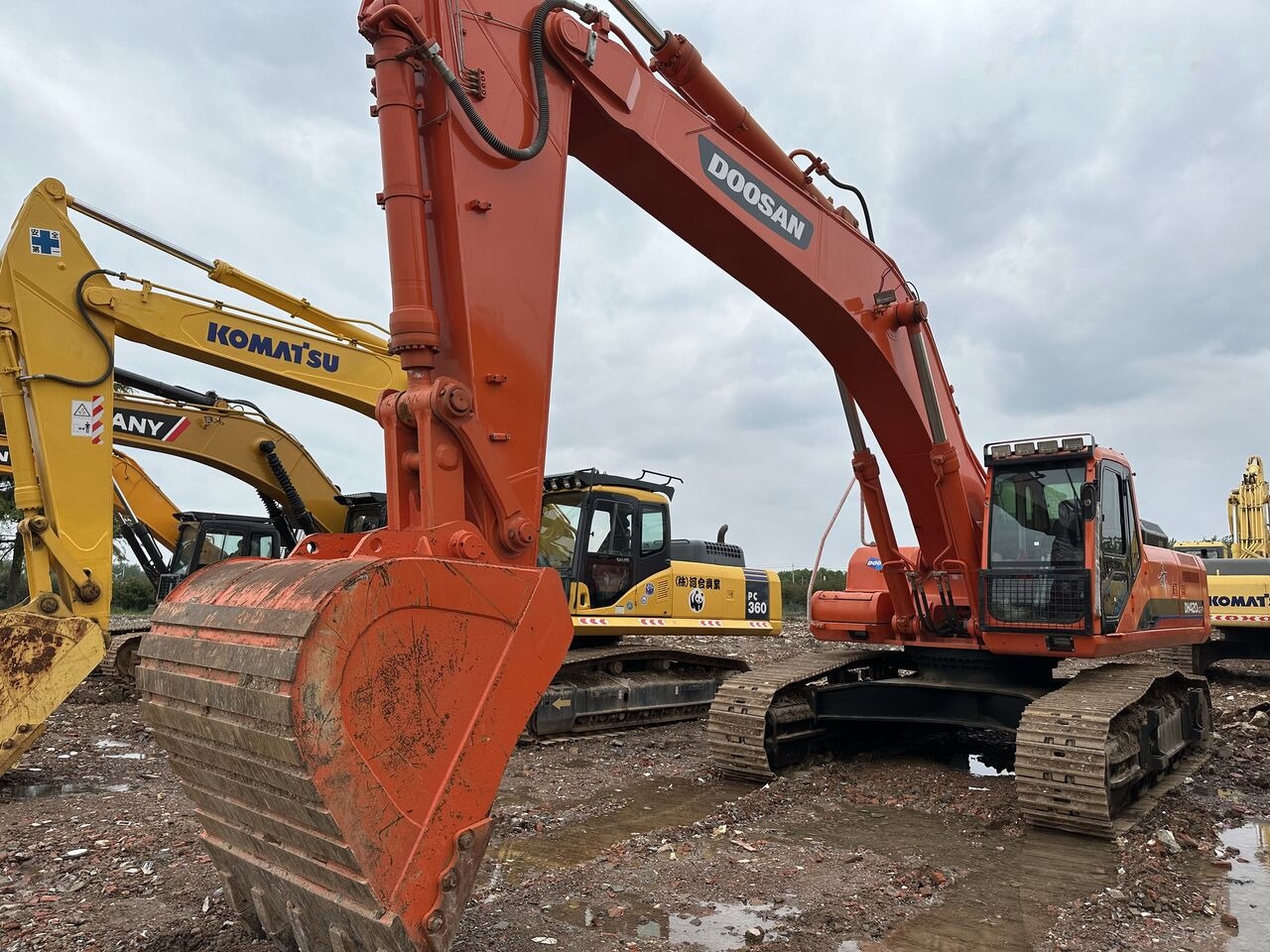 Doosan DH420 - Kettenbagger: das Bild 5 Doosan DH420 - Kettenbagger: das Bild 5