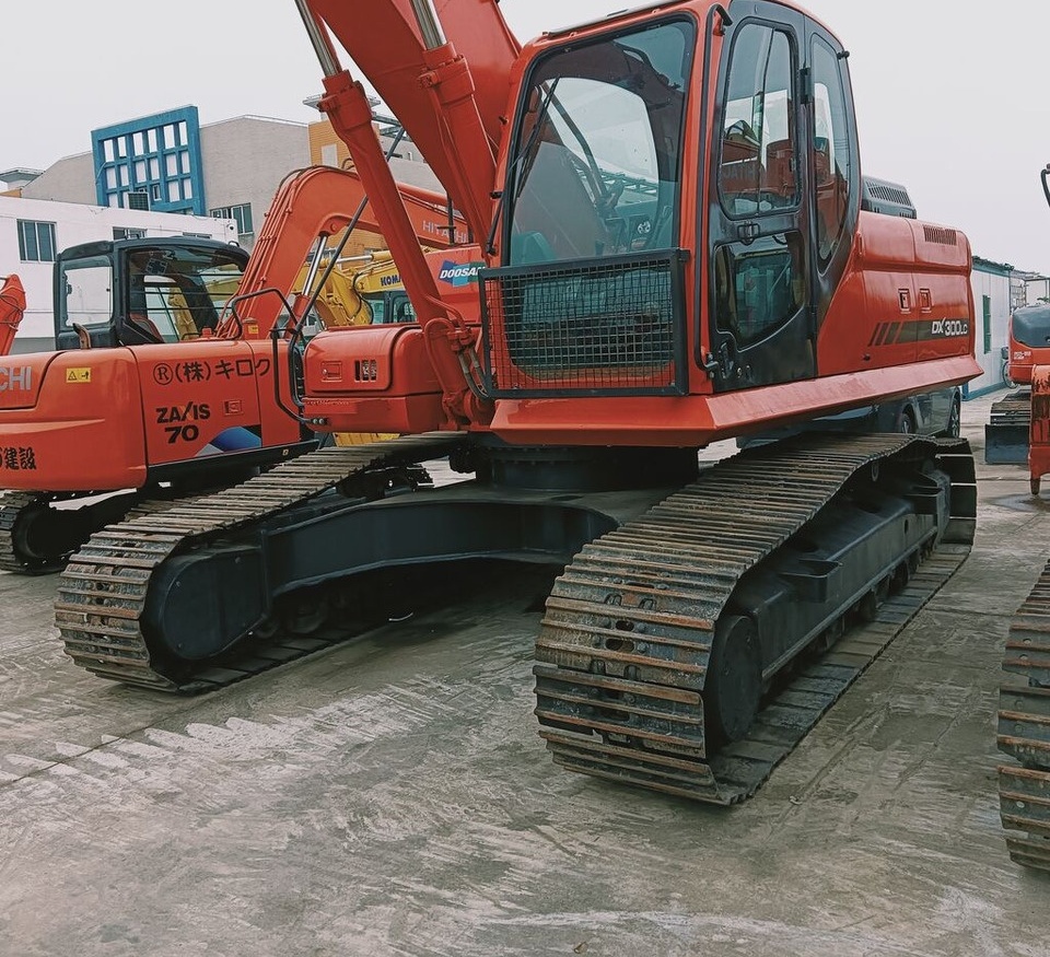 Doosan DX300 - Kettenbagger: das Bild 1 Doosan DX300 - Kettenbagger: das Bild 1