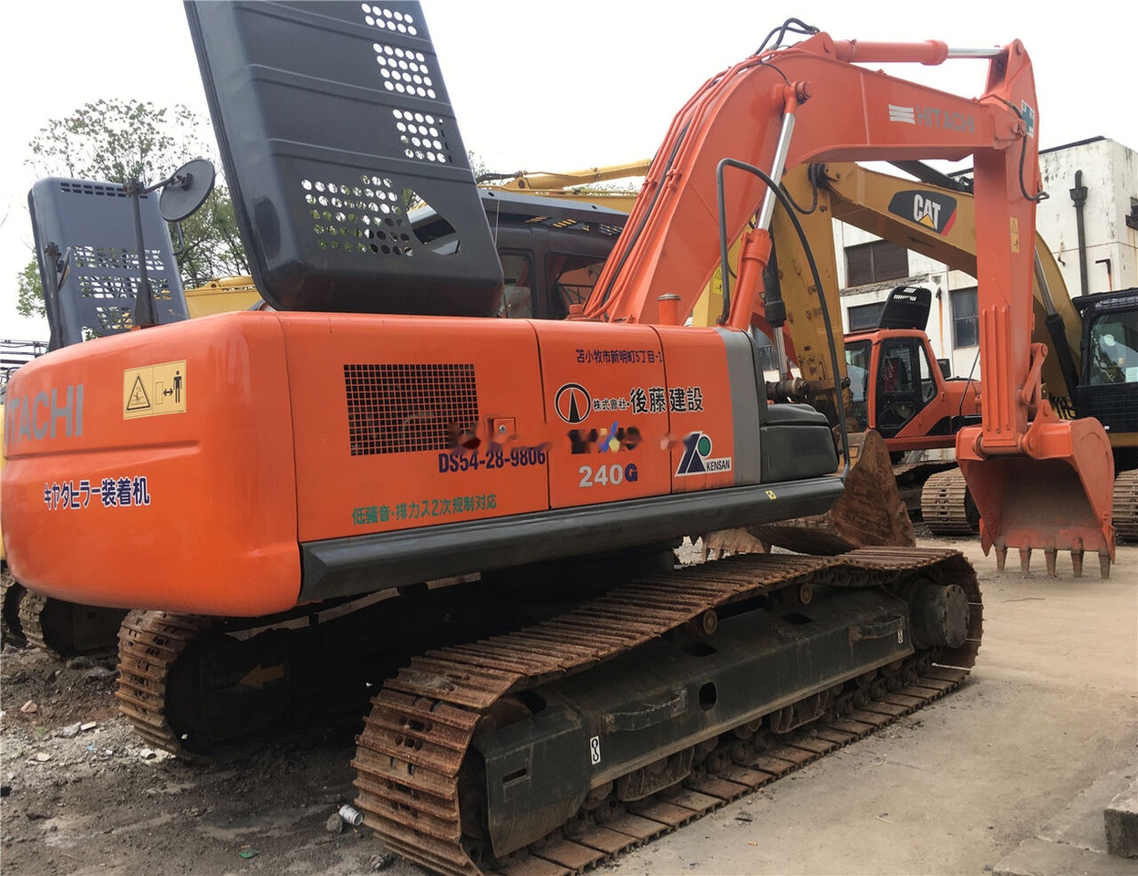 Hitachi ZX240-3G - Kettenbagger: das Bild 4 Hitachi ZX240-3G - Kettenbagger: das Bild 4