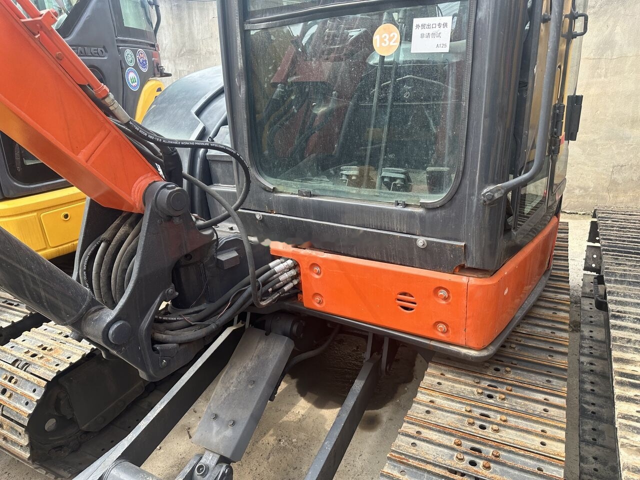 Hitachi ZX50U-2 - Minibagger: das Bild 5 Hitachi ZX50U-2 - Minibagger: das Bild 5