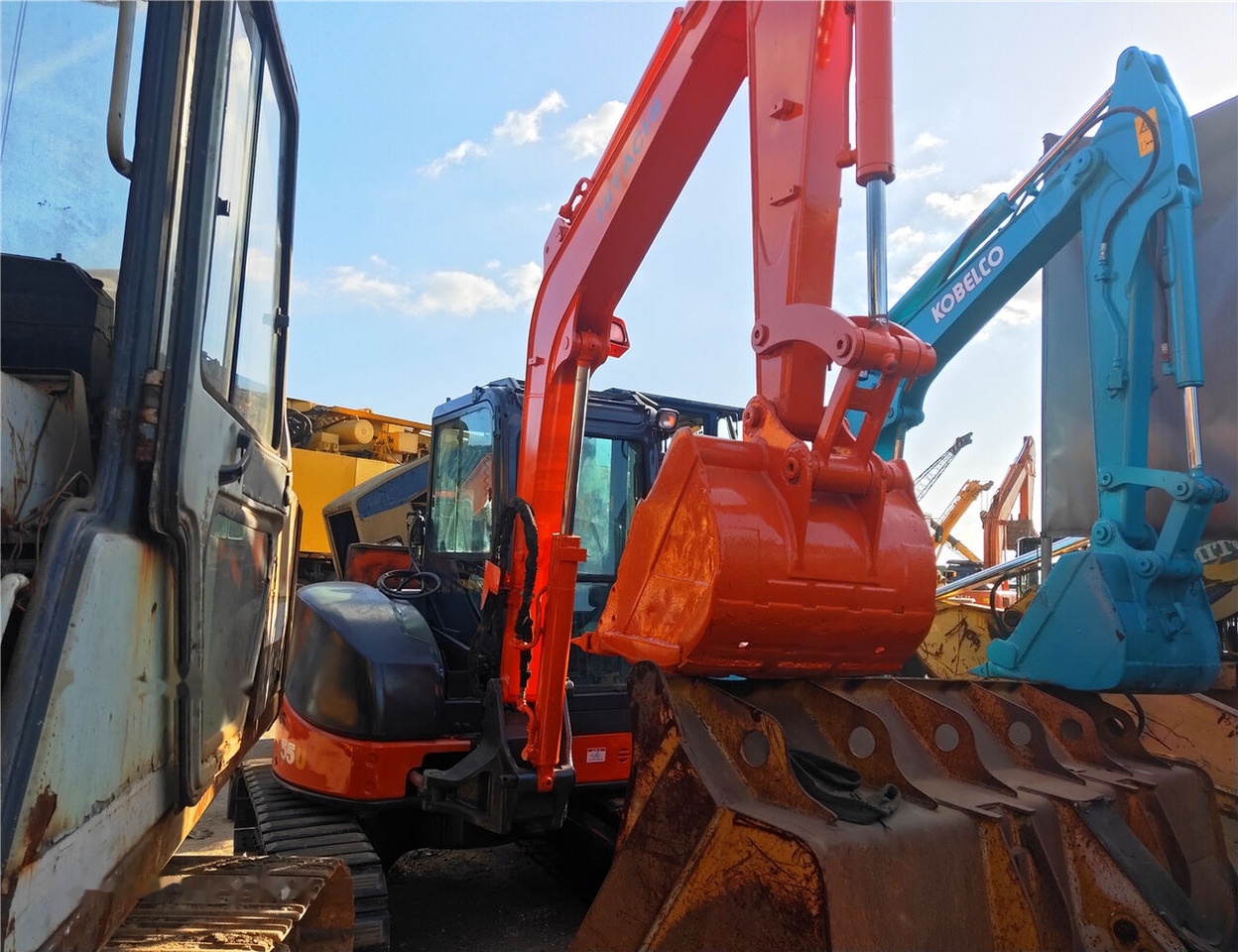 Hitachi ZX55 - Minibagger: das Bild 4 Hitachi ZX55 - Minibagger: das Bild 4