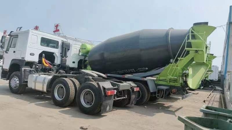 Howo 371 - Fahrmischer: das Bild 2 Howo 371 - Fahrmischer: das Bild 2