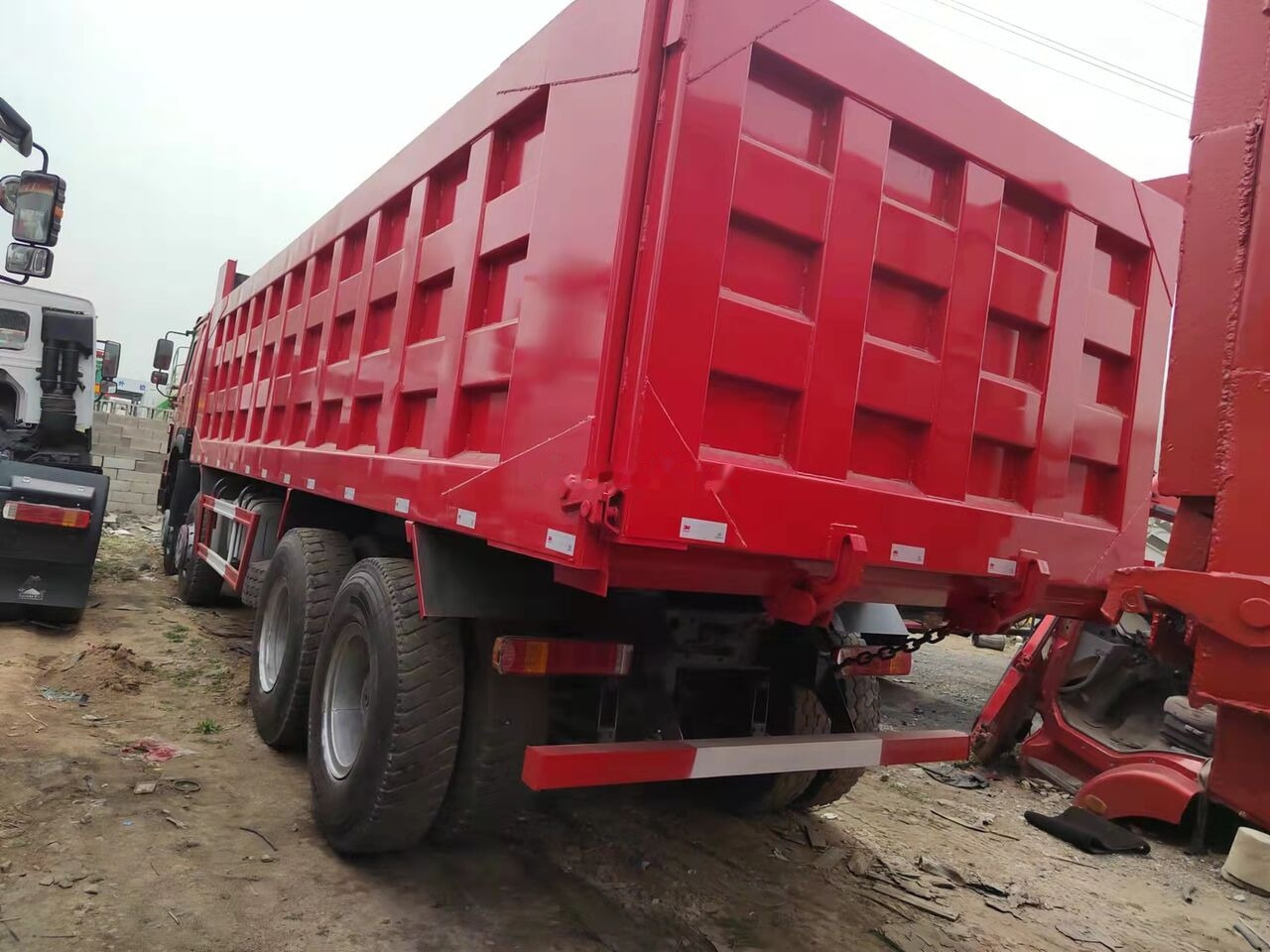 Howo 375 8x4 - Kipper: das Bild 5 Howo 375 8x4 - Kipper: das Bild 5